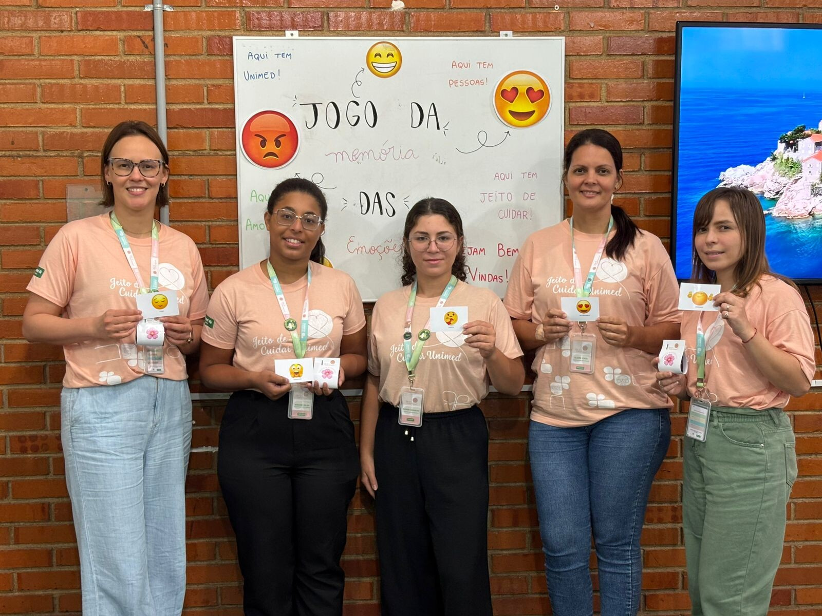 Treinamento lúdico reforça a competência “Gerencia Emoções” ao setor de Contas Médicas