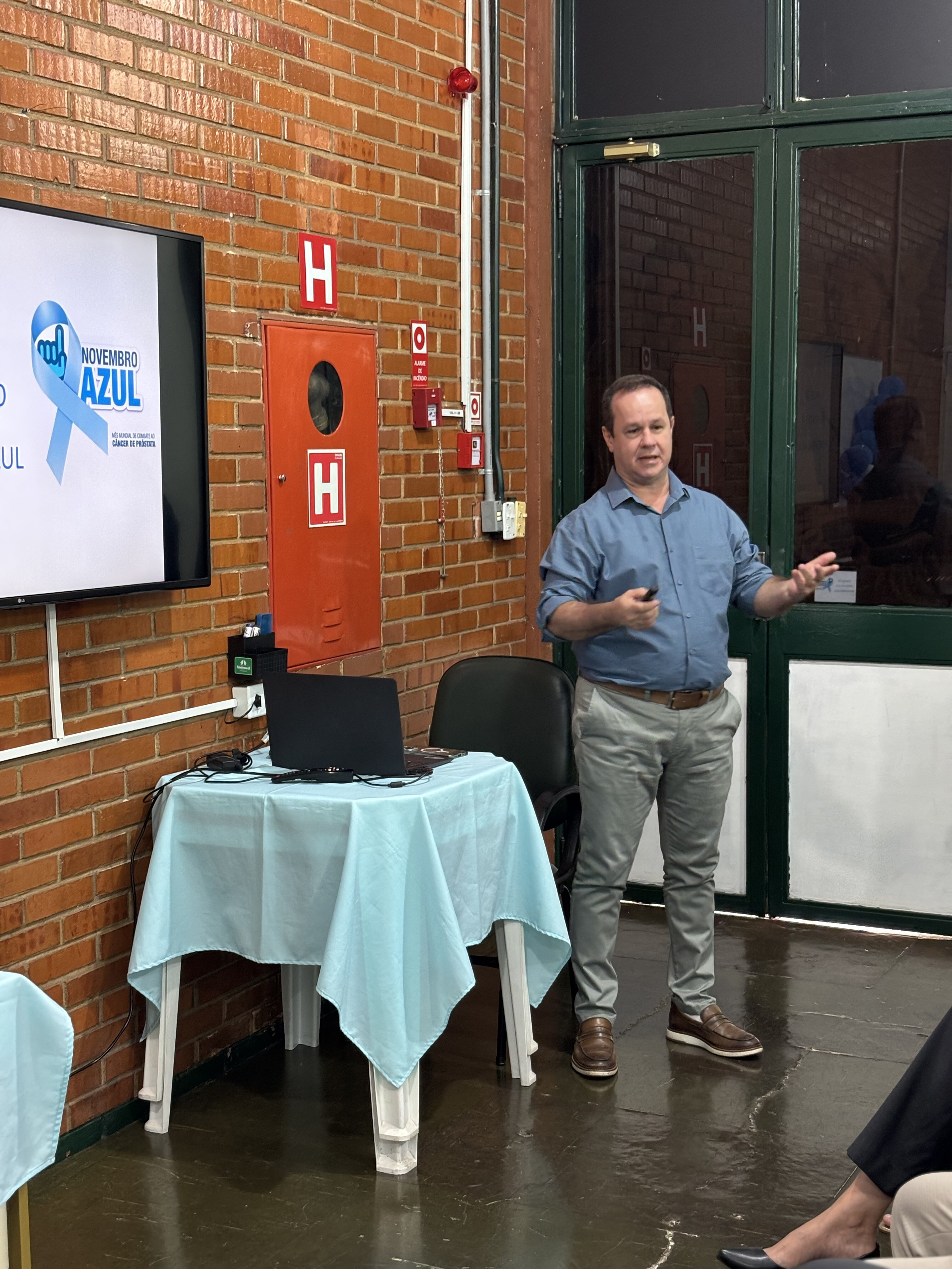 Novembro Azul: colaboradores participam de palestra sobre saúde do homem