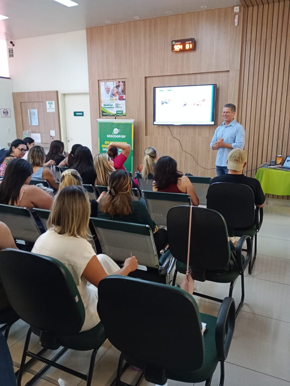 Treinamento reforça compromisso com a excelência no atendimento ao cliente