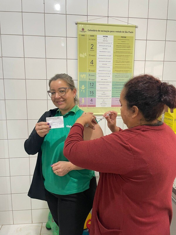 Unimed Andradina promove ação de conscientização no Dia Mundial da Imunização