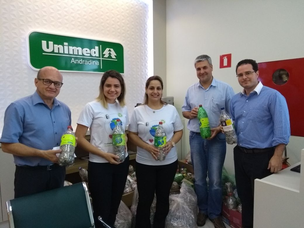 Unimed Andradina faz doação de lacres para Instituto do Câncer