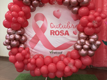 Outubro Rosa leva orientações sobre câncer de mama às colaboradoras da Viralcool