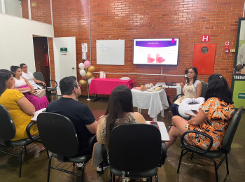 Viver Bem realiza palestra sobre Aleitamento Materno