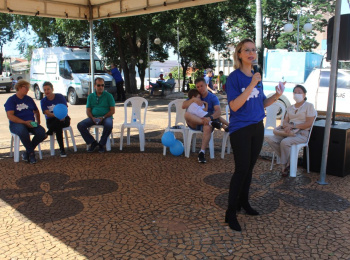 Unimed Andradina e Clínica Neuro Desenvolver realizam ação em alusão ao Autismo