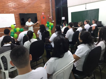 Unimed Andradina realiza palestra sobre Saúde Ocular