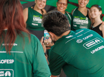 Caminhada Unimeds Paulistas reúne comunidade em um dia de saúde, movimento e solidariedade