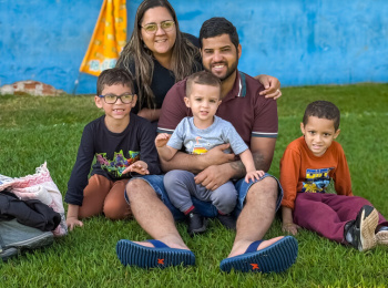 CTE da Unimed Andradina realiza piquenique com crianças e famílias