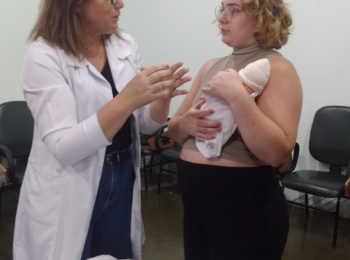 Viver Bem realiza palestra sobre preparação para parto e cuidados com recém-nascido