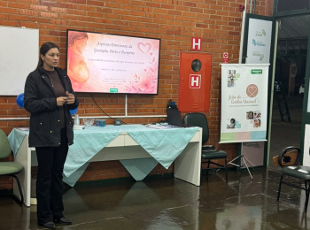 Unimed Andradina promove palestra sobre aspectos emocionais na gestação, parto e puerpério