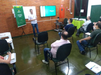 Diretoria Executiva e Colaboradores Estratégicos da Unimed Andradina participaram de treinamento sobre Governança Cooperativista