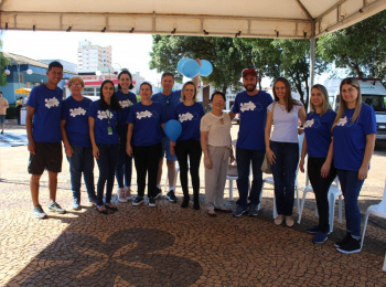 Unimed Andradina e Clínica Neuro Desenvolver realizam ação em alusão ao Autismo