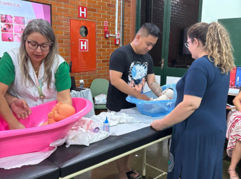 Grupo Amor Pleno promove encontro sobre os primeiros cuidados com o recém-nascido