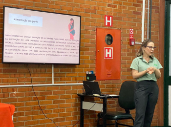 Programa Amor Pleno promove encontro sobre nutrição na gestação e puerpério