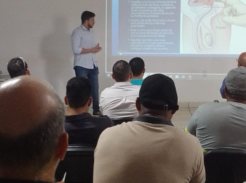 Unimed Andradina realiza palestra na Usina Raízen