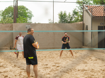 Unimed Andradina realiza encontro com médicos e promove torneio de Beach Tennis