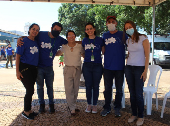 Unimed Andradina e Clínica Neuro Desenvolver realizam ação em alusão ao Autismo