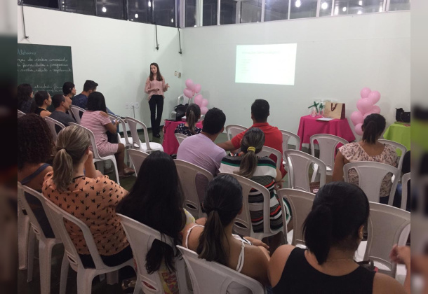 Gestantes tem palestra sobre alterações dermatológicas