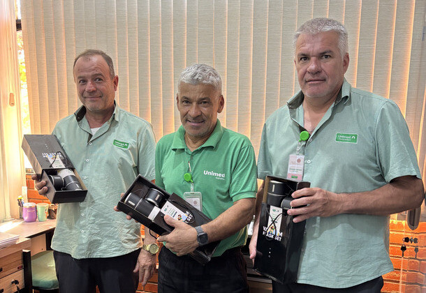 Unimed Andradina homenageia colaboradores pelo Dia dos Pais
