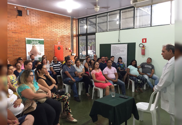 Unimed Andradina realiza palestra sobre acompanhante de parto