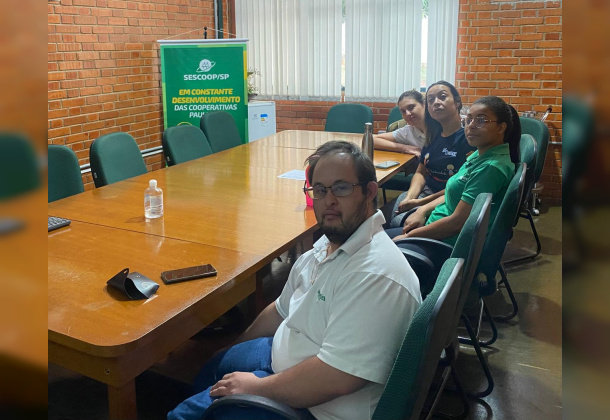 Treinamento sobre estresse é ministrado na Unimed Andradina