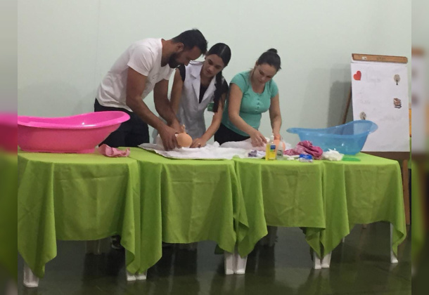 Medicina Preventiva ministra palestra sobre cuidados como recém-nascido