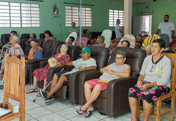 Unimed celebra o Dia do Idoso com ação especial no Asilo São Vicente de Paula