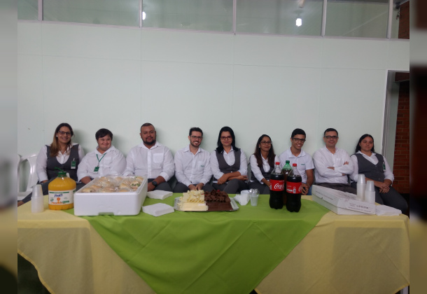 Unimed Andradina promove festa para os aniversariantes do mês